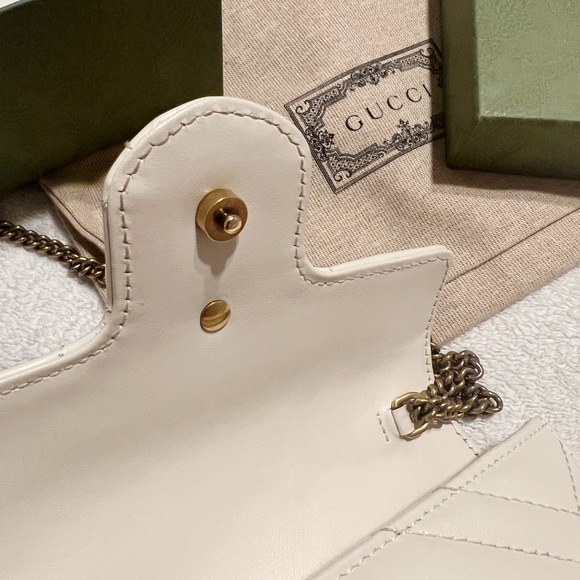 SOLD - GUCCI MARMONT LEATHER SUPER MINI BAG authentic gently worn cream bag - Picture 2 of 9